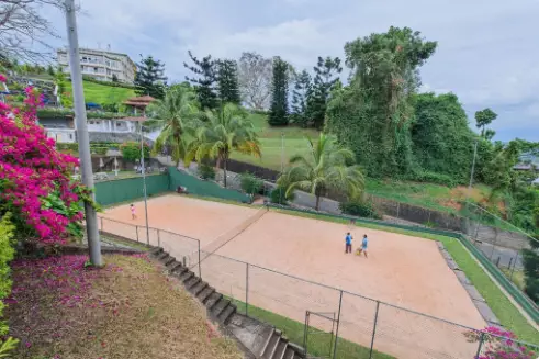 تنیس هتل تورمالین کندی